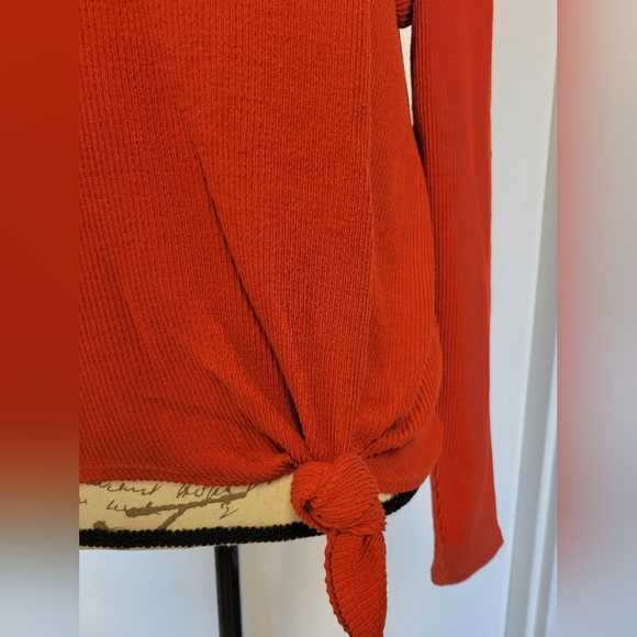 NWT Madewell Rust Orange Knot Crewneck Ribbed Pullover Sweater Size M - Picture 5 of 9